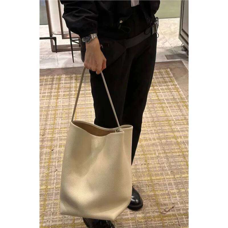 Soft Leather Bucket Large Capacity Tote High Quality Commuting Simplified Women's Fashion Shoulder Bag