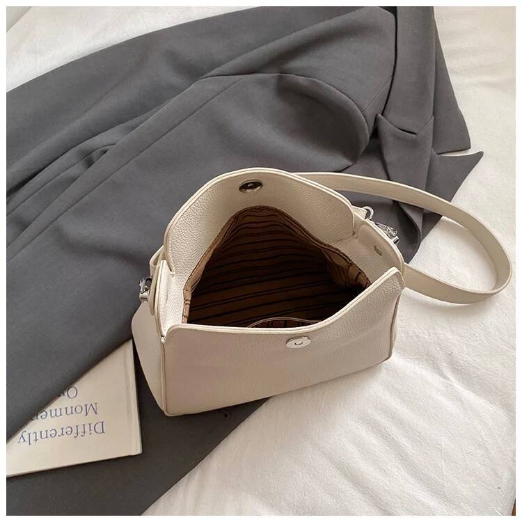 PU Leather Bucket Bag Women s Shoulder Bag Short Handle Handbag Solid Color Women s Crossbody Bag Fashionable And Versatile Commuting Designer Bag