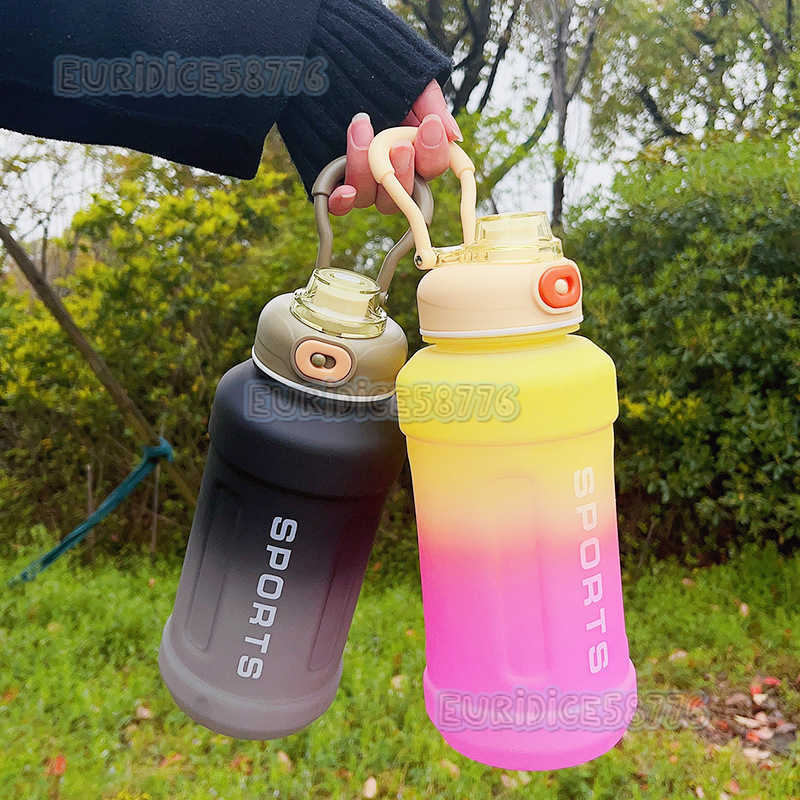 New Matte Gradient Summer Sports Fitness Water Bottle with High Aesthetic and Large Capacity Handle H250911