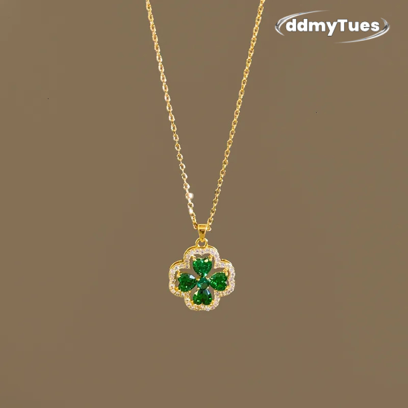 Real Gold Plated Zircon Flower Pendant Necklace French Court Style Clavicle Chain Light High-end Sense Jewelry for Women TUES