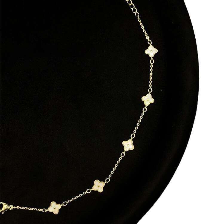 Exquisite High-End Lucky Four-Leaf Clover Flower Bracelet for Women, Ultra Fairy Gentle Style, Light Niche Design Jewelry