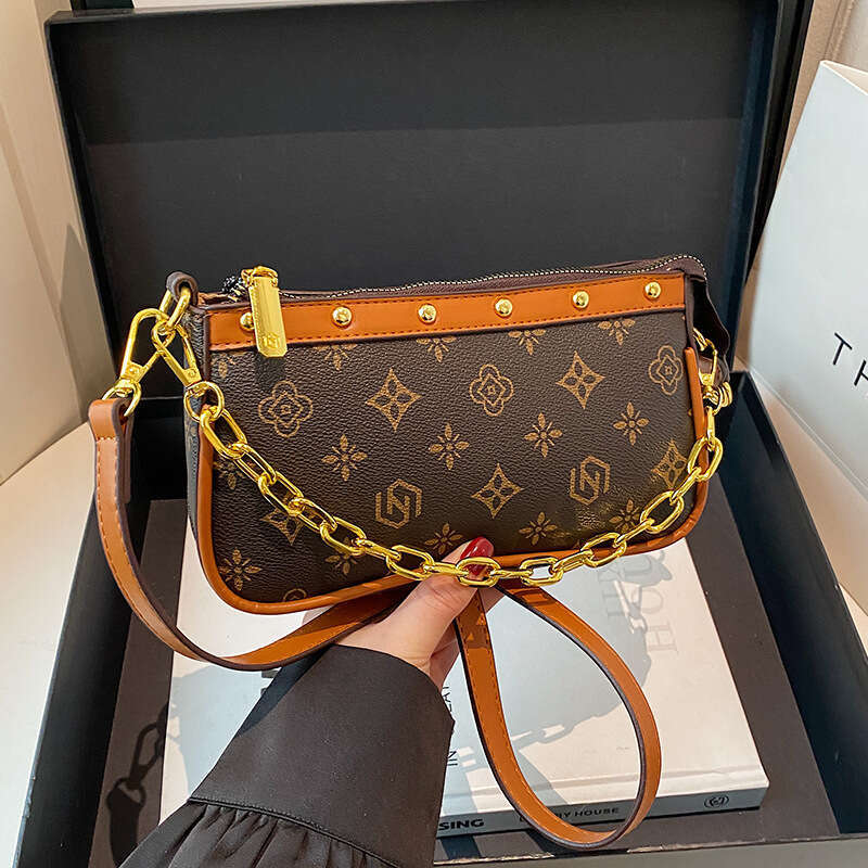 Designer Chain Bags Luxury Small Square Bags for Women 2025 New Style Versatile Casual Chain Shoulder Crossbody Bag for Women