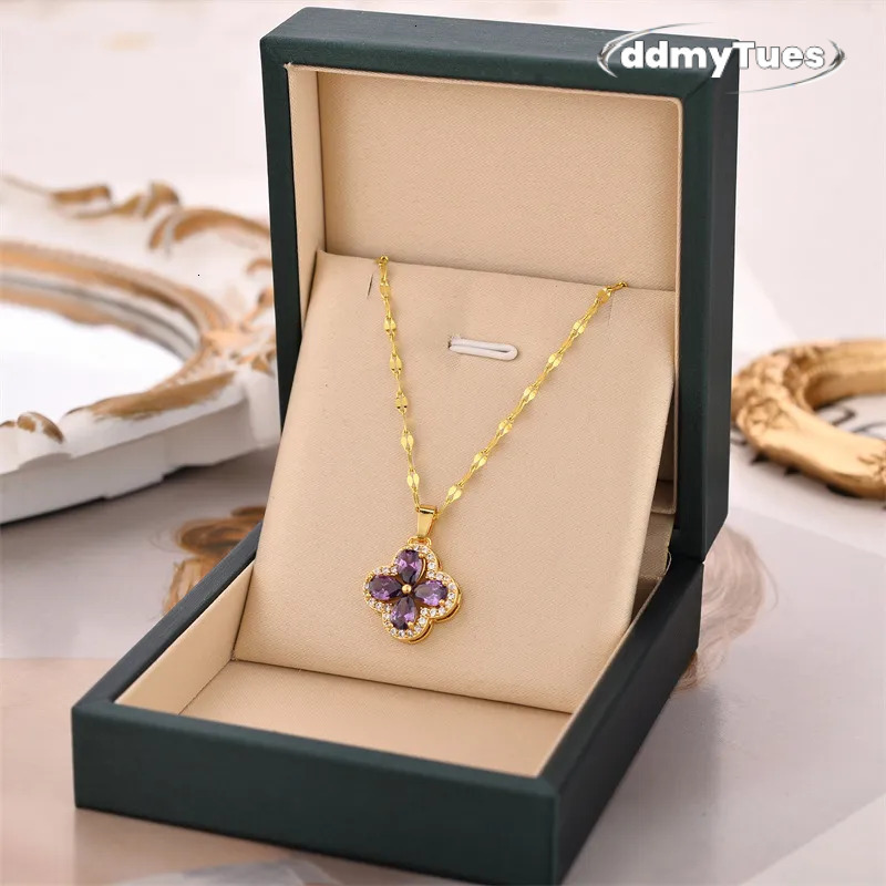 Micro Pave Zircon Violet Four-Leaf Clover Pendant Accessory Titanium Steel Necklace for Women Light Versatile Collarbone Chain ddmythur TUES