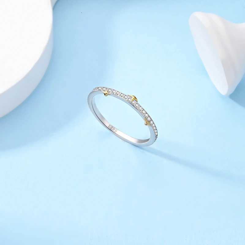 Rings 100 925 Sterling Silver Finger Band Rings Simple Golden Star Shining Crown Ring for Men Women Wedding Engagement Jewelry W250911