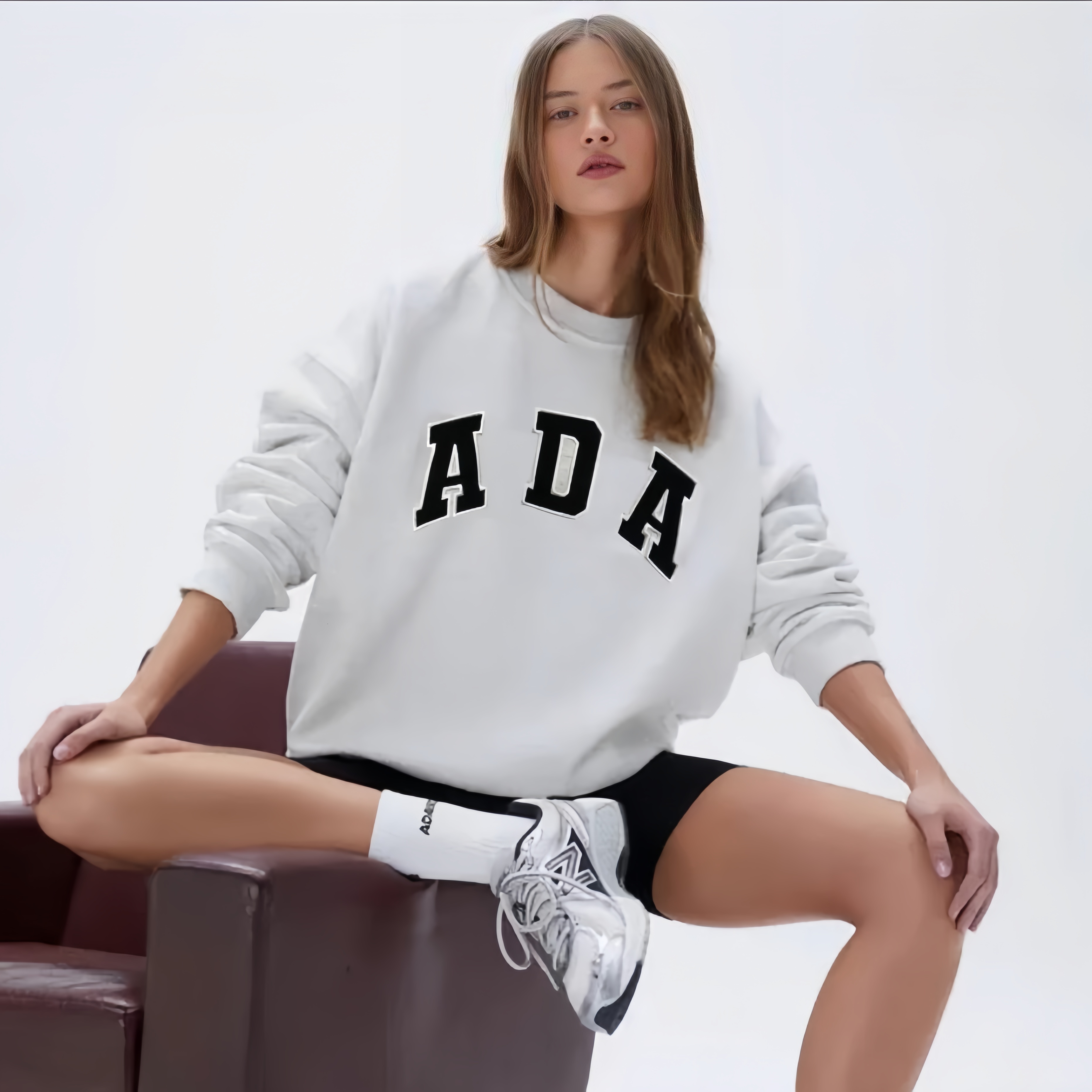 11Adanola hoodie Relaxed fit Sport Laidback with Fashion Designer t shirt Jogger women clothes Sportswears Round neck letter printed long sleeved sweatshirt