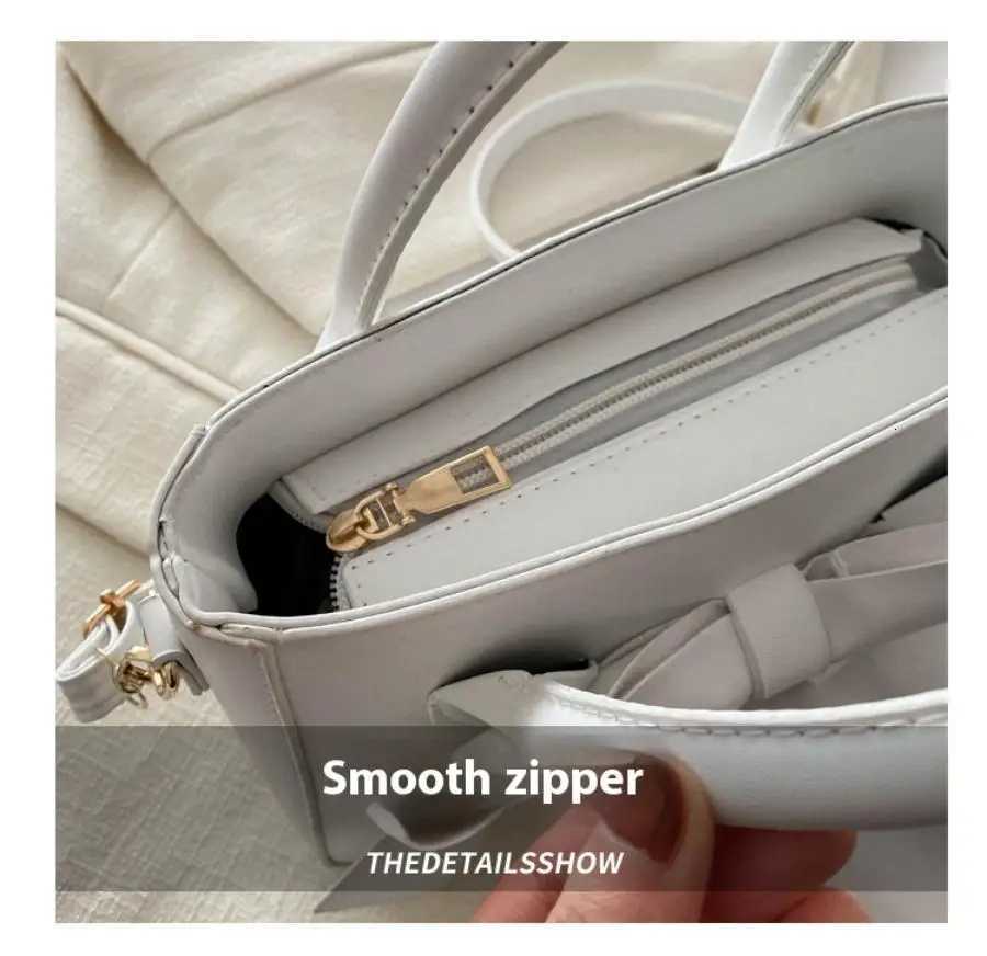 Fashionable single shoulder small square bag with bow design handheld crossbody bag handbag Z250911