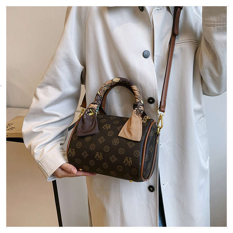 Designer Bags Womens Luxury Shoulder Bag Fashion Handheld Pillow Bag 2025 New Boston Shoulder PU leather Casual Crossbody Bag for Women