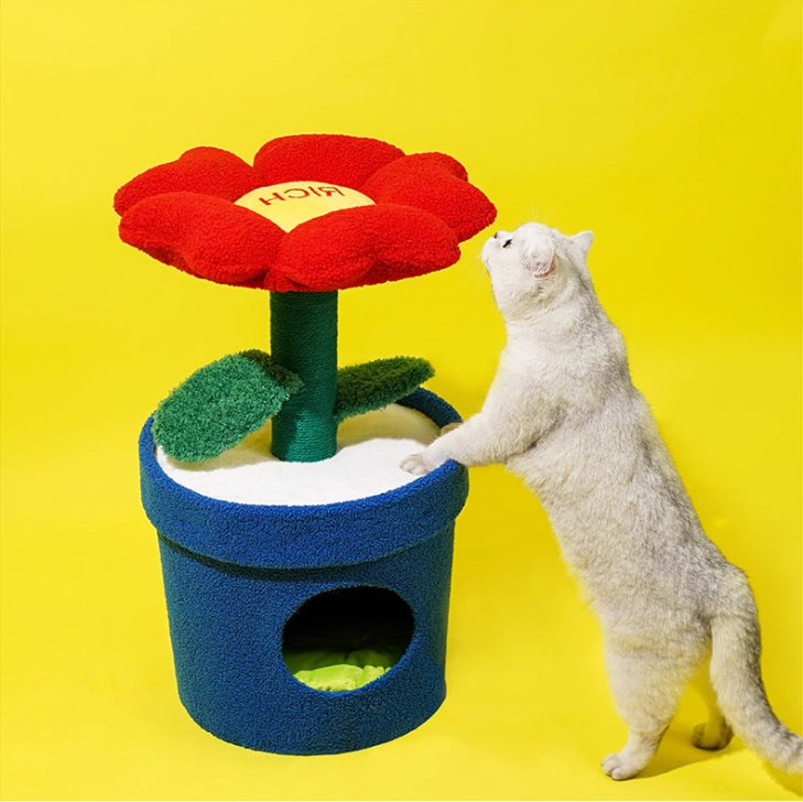 Soft and Airy Grab Column Integrated Feline Shelter Inspired by Traditional Decor