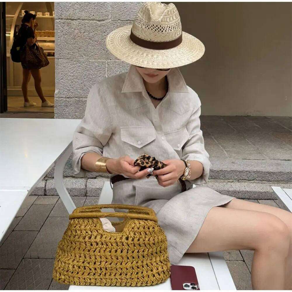 Elegant Woven Clutch Large Capacity Simple Texture Women Handbag Straw Beach Bag Wallet Seaside Vacation