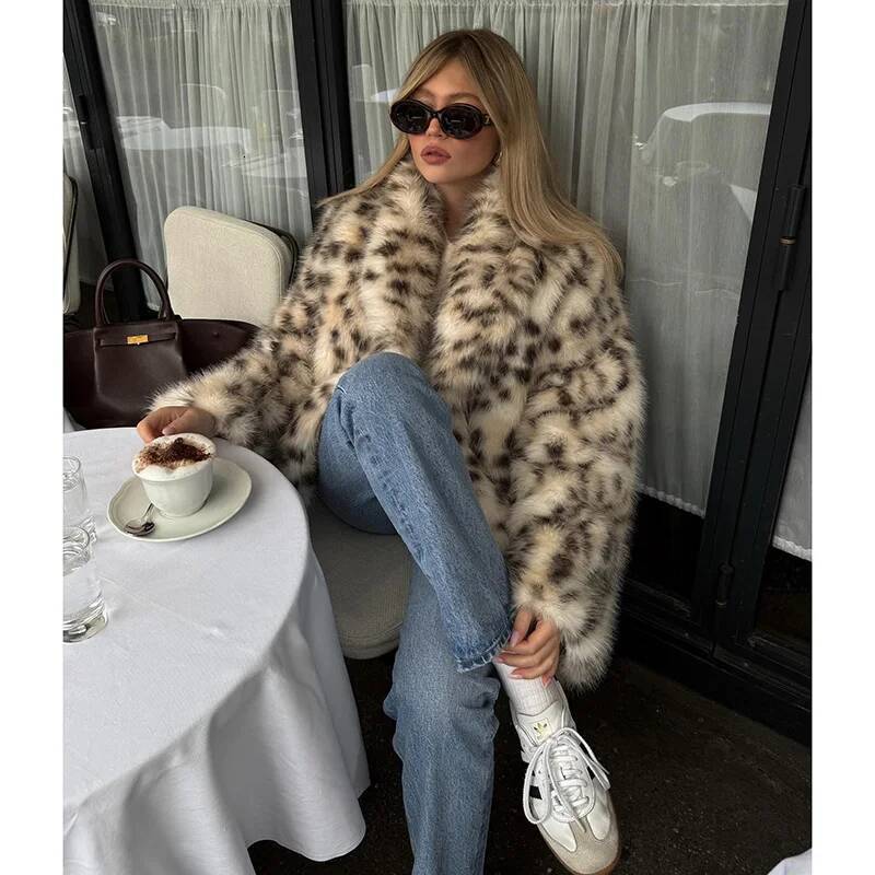 Leopard Faux Fur Jackets Women Loose Thicken Long Sleeves Plush Warm Coats Female 2024 Winter New Chic Urban Outwears Lady