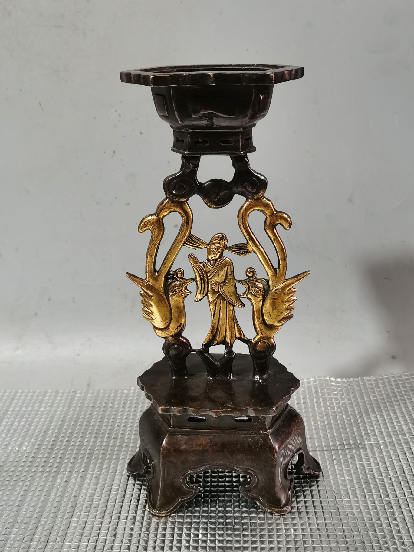 The ancient gilded copper lamp has perfect workmanship and thick patina.