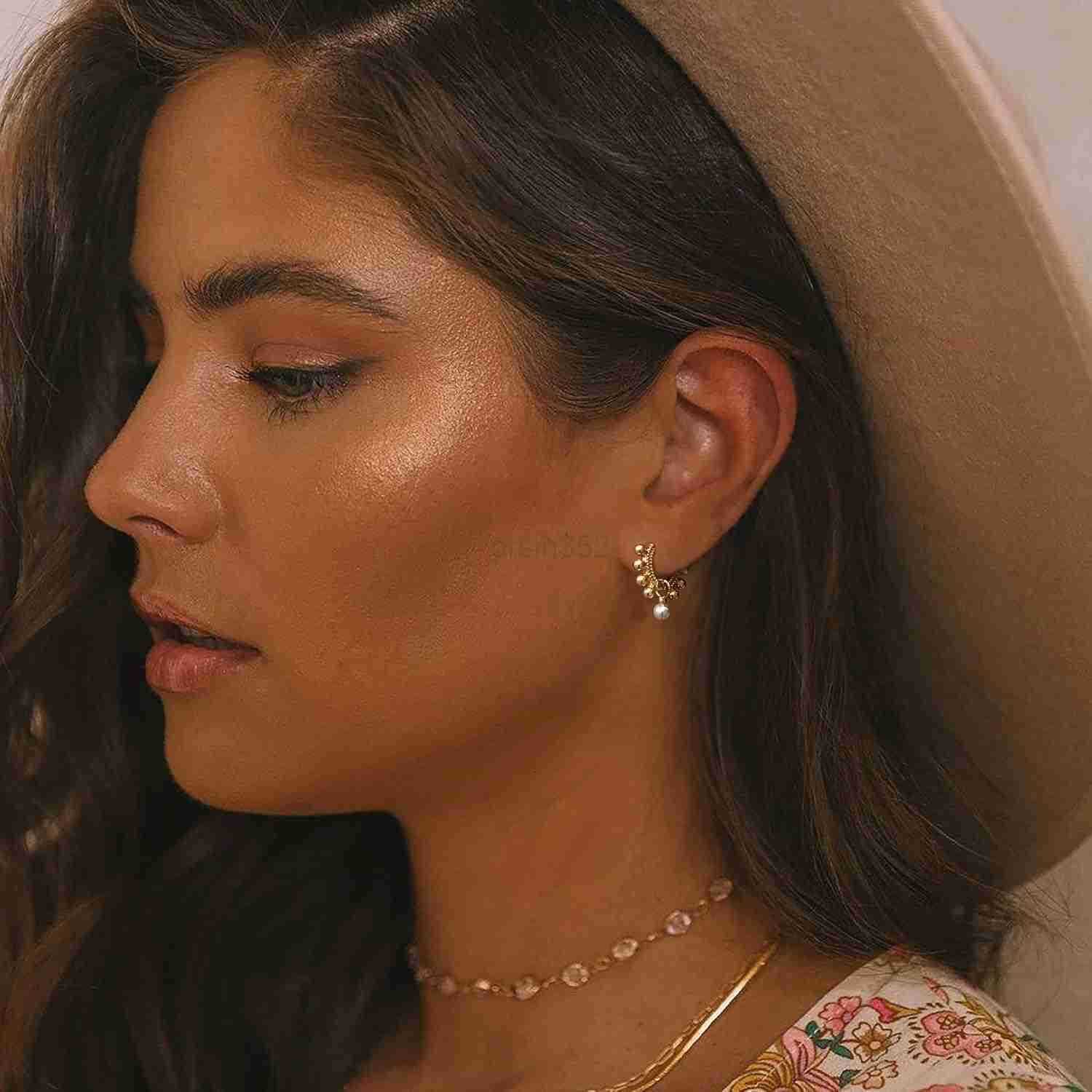 Dainty Gold Hoop Earrings for Women 18K Gold Plated Spike Huggie Hoop Earrings Geometry Handmade Minimalist Hypoallergenic Hoop Earrings for Her Gifts
