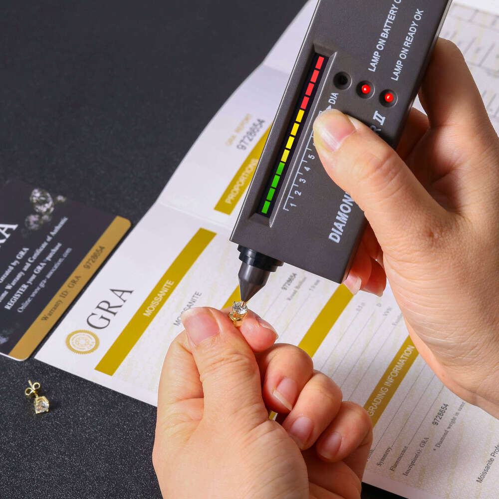 Classic 0.5ct Moissanite Stud Dia Round Cut for Women Sterling Sier Earrings Hypoallergenic