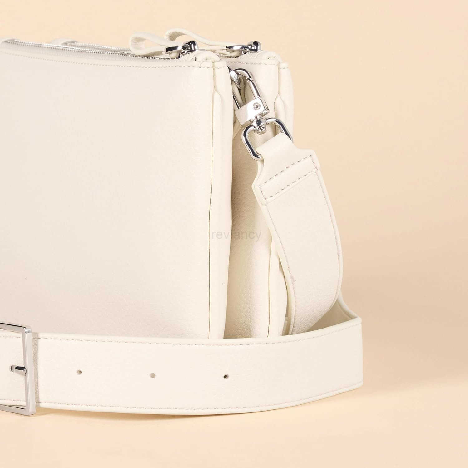 Essentials Womens Minimal Crossbody BagW250911