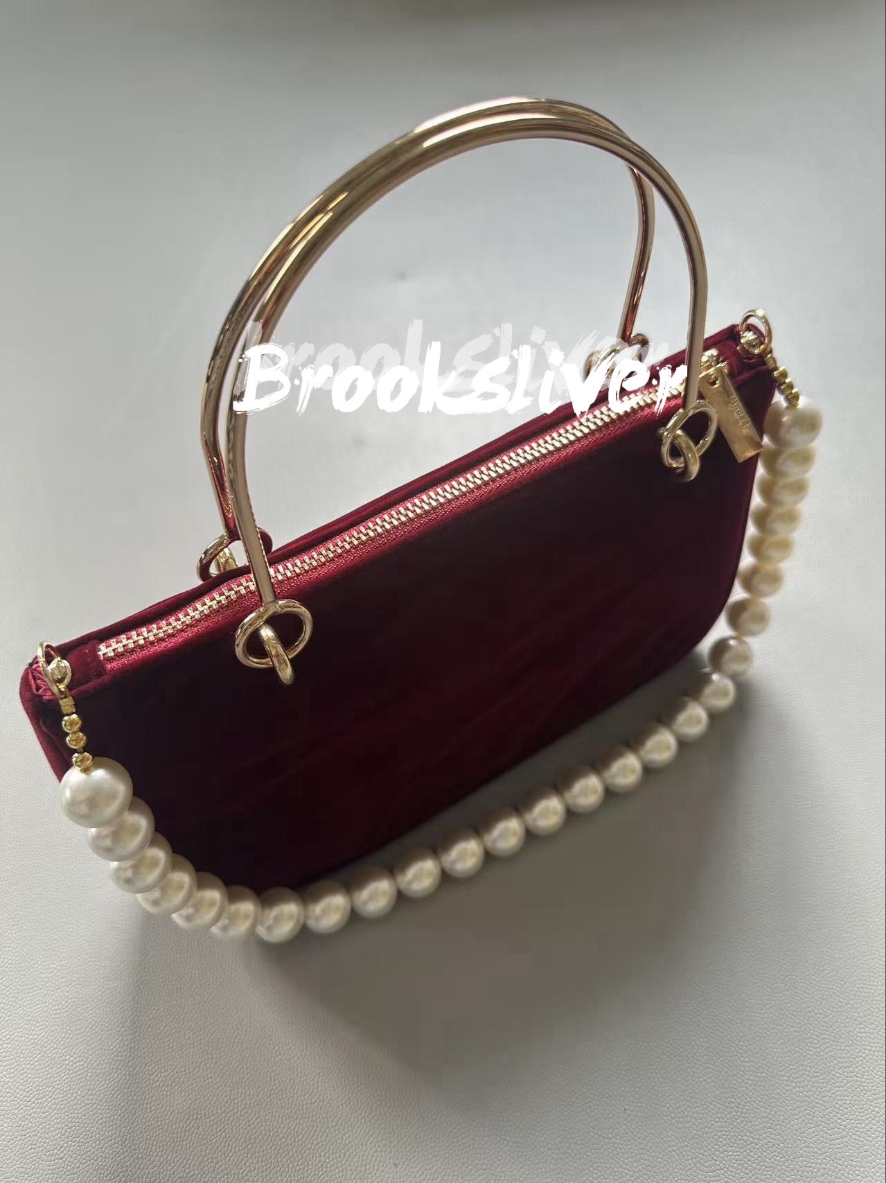 Custom Bag add metal handle Beatue-gift improved bee 25X14X6CM organization holiday pouch classical letter zipper case