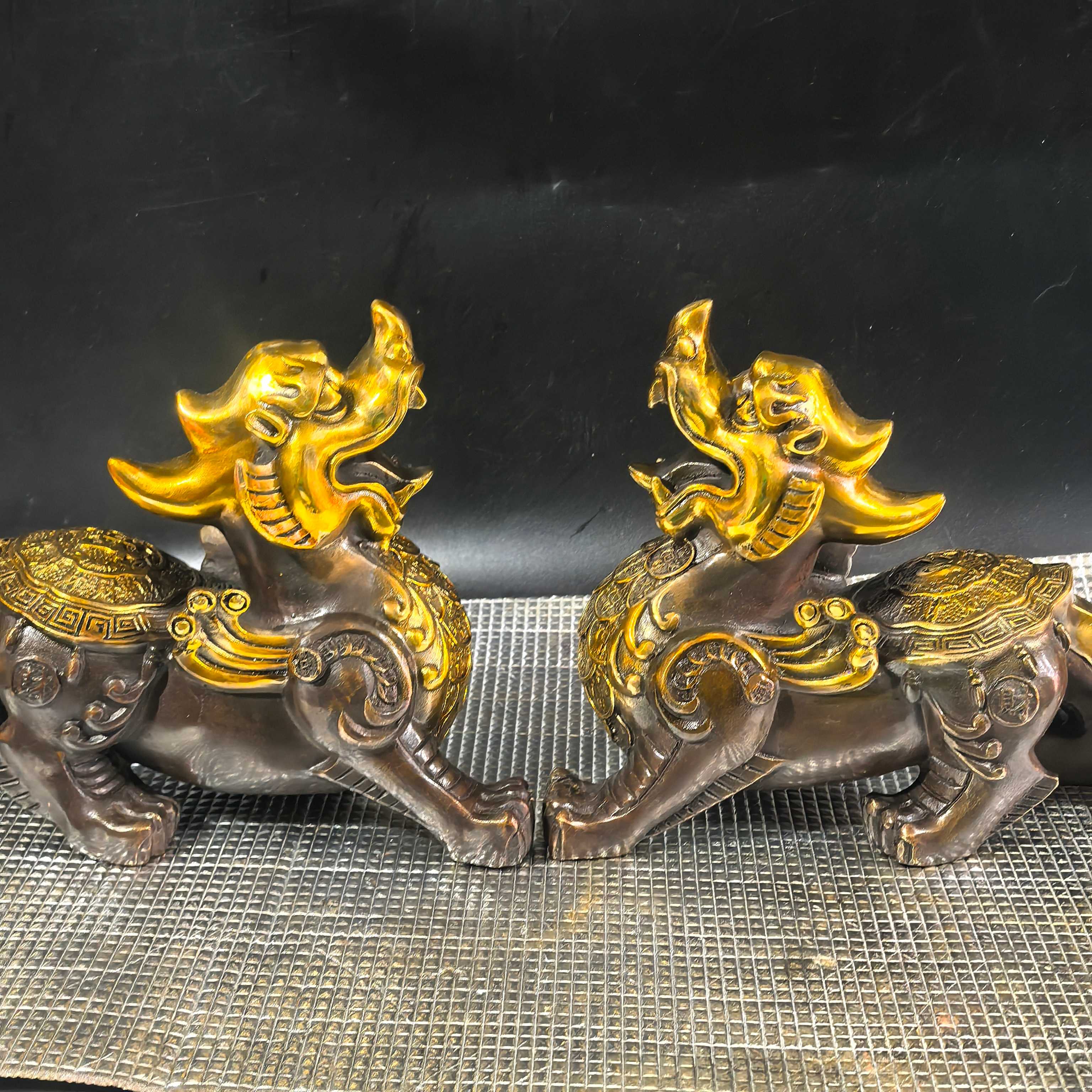Antique bronze collection:, Lucky Pixiu, exquisite craftsmanship, fine workmanship! A pair