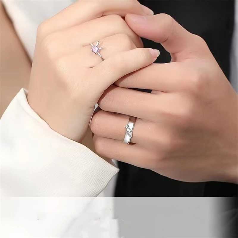New Sweet Cute Rabbit Carrot Couples Rings WhitePink Crystal Bunny Silver Color Adjustable Open Lovers Ring For Women Gift W250911