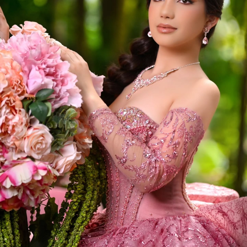 Pink Shiny Ball Gown Quinceanera Dresses Off The Shoulder Sequin Applique Beading Crystal Tull Party Birthday Sweet 16 Dress Vestidos 15 Anos