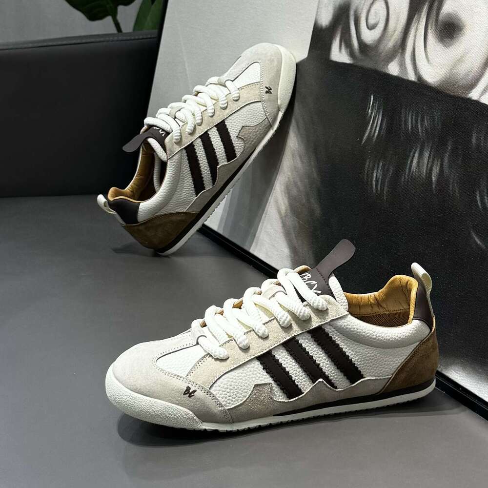 Sneakers 2025 Spring Leather Casual Trendy Versatile Soft Sole Forrest Gump Men's Lace-up Low-top Shoes