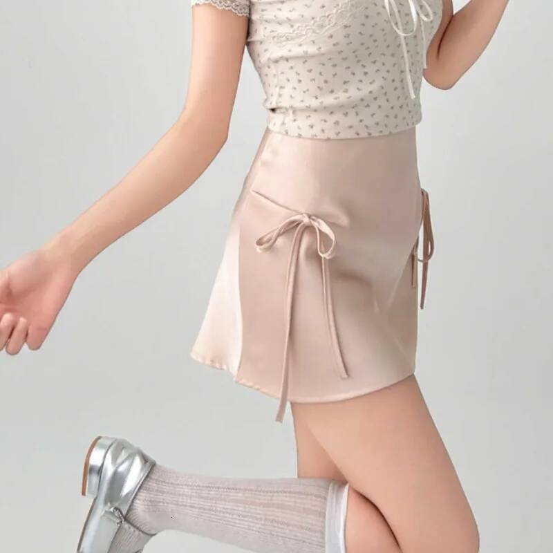 Solid Mini Skirts Women Summer Sweet Girls Bow High Waist Slim Leisure All-match A-line Korean Fashion Temperament Gentle Chic dongdumaoyi