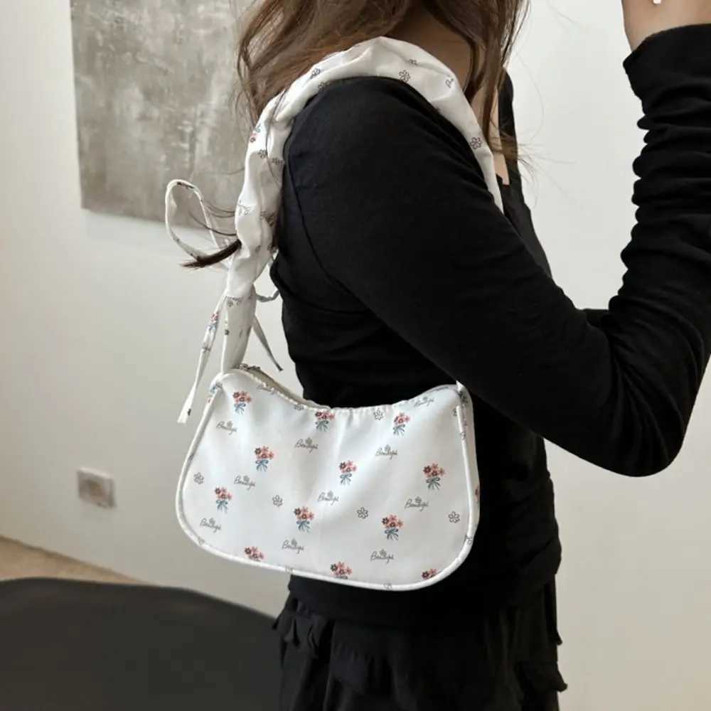 Elegant Flower Pattern Printing Shoulder Bag Bow Large Capacity Sweet Canvas Bag Wrinkle Underarm Bag Lovely Tote Bag Outdoor W250911