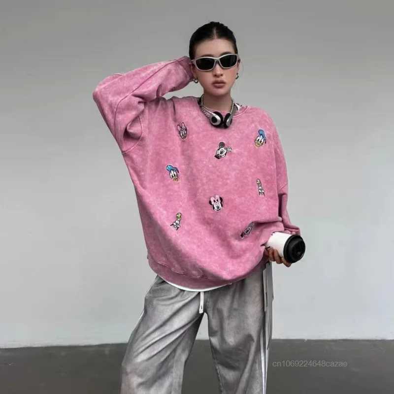 Disney Mickey Minnie Donald Duck Womens Pullover Spring Autumn Korean Version Design Sense Hoodie Cute Embroidery Versatile Top L250911