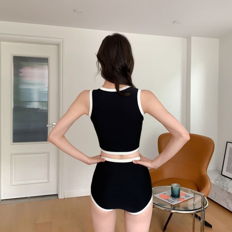 2025 New Women's Swimsuit Two-Piece Sexy Japanese and Korean Style Sports Small Chest Gathered Slimming Beach Vacation Swimwear