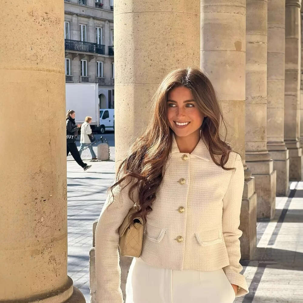 DHEssentials 2025 Fashion Small Chanel Style White Coat for Women 924091