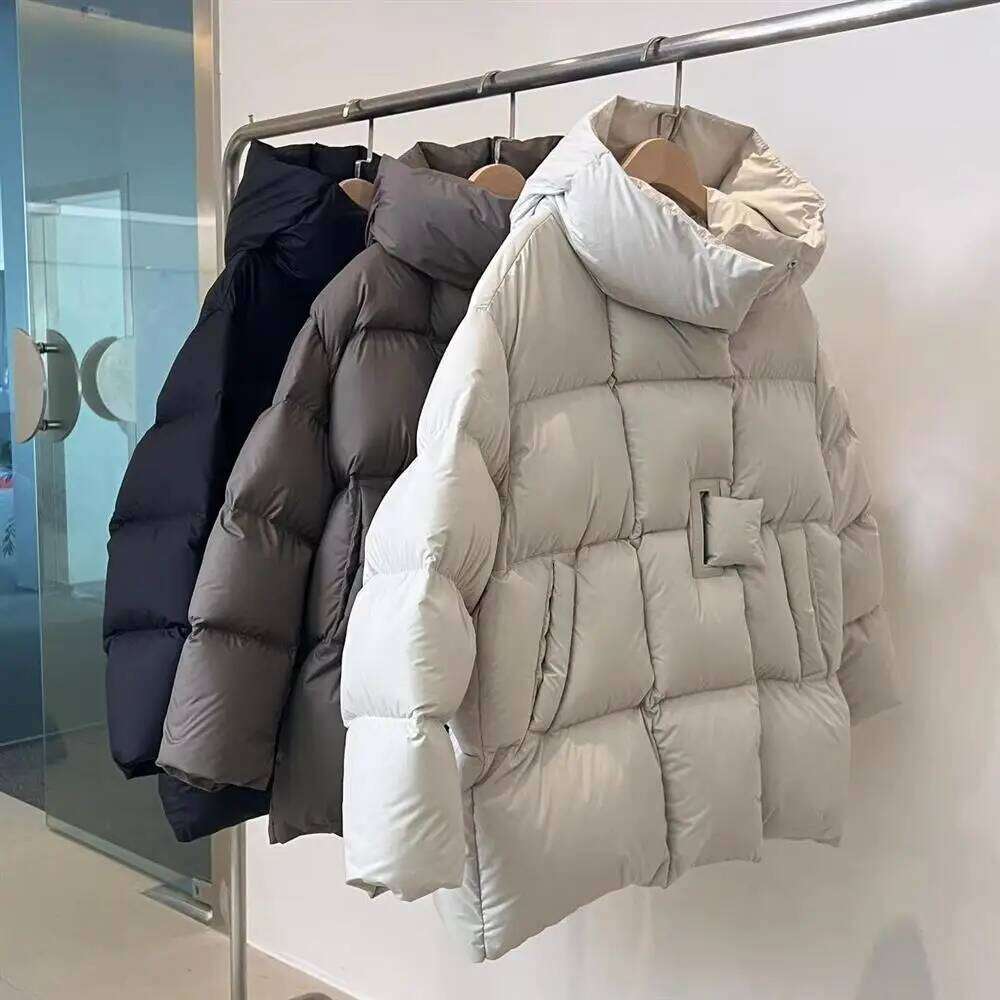 Janveny Winter 90% White Duck Down Jacket Women 2025 Fashion Female Thick Warm Fluffy Parkas Loose Oversized Puffer Coat Outwear