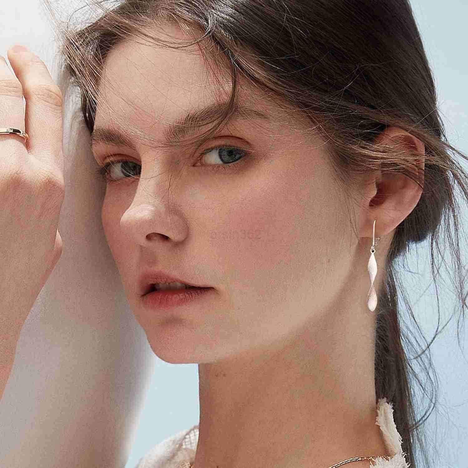 925 Sterling Silver Twisted Dangle Earrings for Women Hypoallergenic Handmade Earrings Spiral Leverback Drop Dangle Earrings Trendy for Women Jewelry 