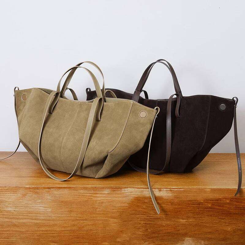 Genuine Leather - Frosted Top Layer Cowhide Niche Design Shoulder Large Capacity Commuter Tote Wing Bag