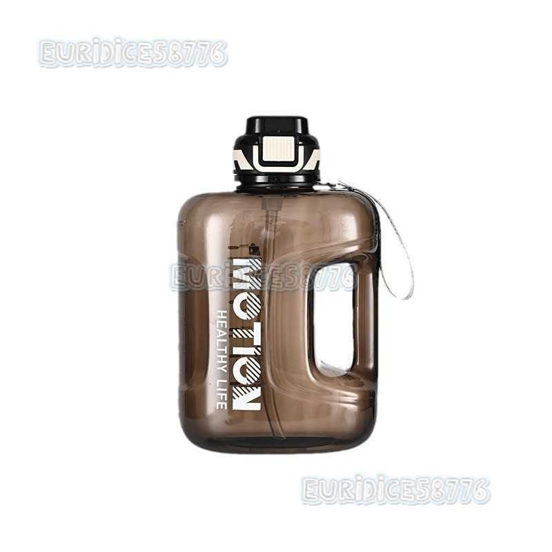 New Trendy Large Capacity Straw Cup Fitness Portable Sports Water Bottle with Scale H250911