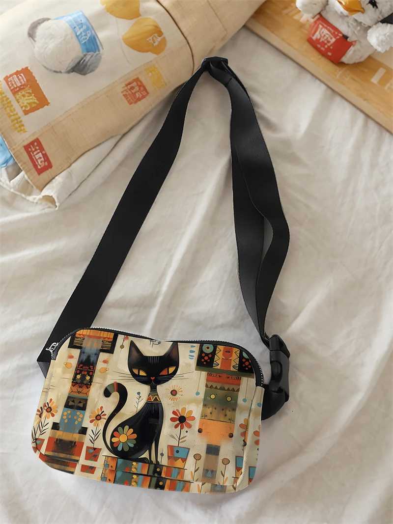 1pccat flower bed fashionable adjustable crossbody bag neutral sports waist bag suitable for running Z250911