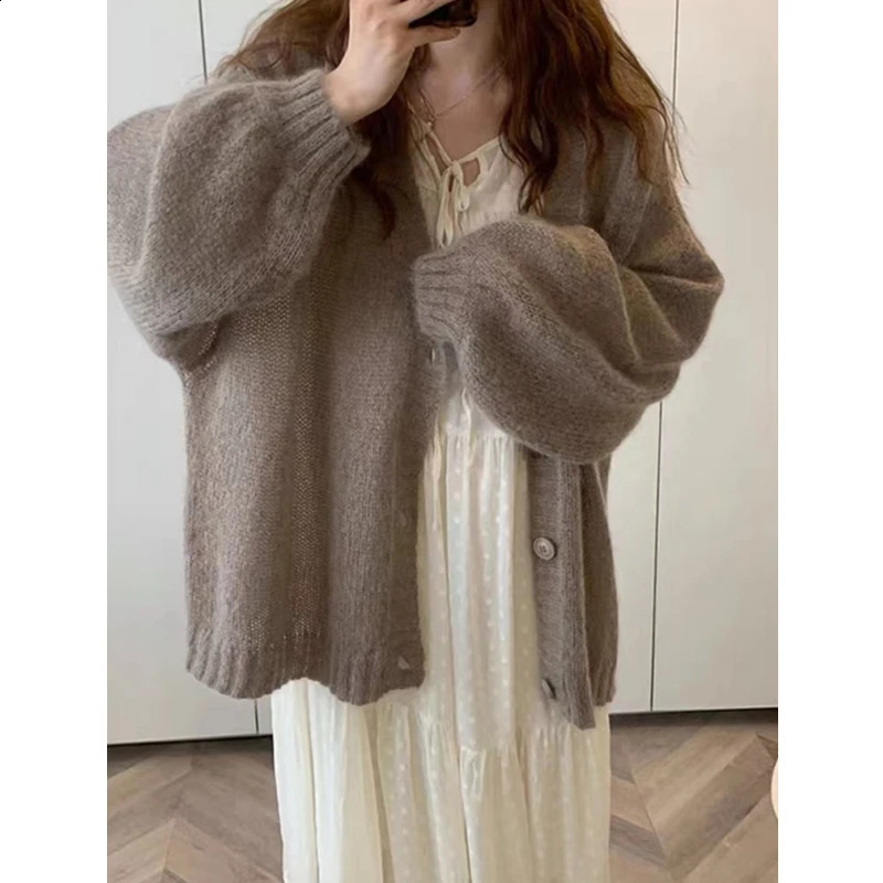 Autumn and Winter Womens Solid Color Cardigan Sweater Fashion Casual Singlebreasted Lantern Sleeve Jacket 250911
