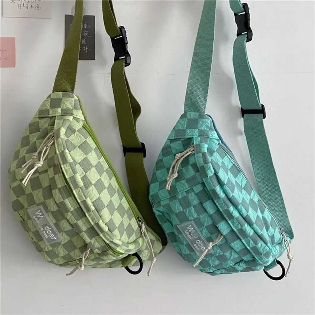 Korean Chessboard ChEST Bag Womens Japanese Versatile Leisure Large Capacity Messenger Bag Mens Sports Waist Bag FAshion Z250911