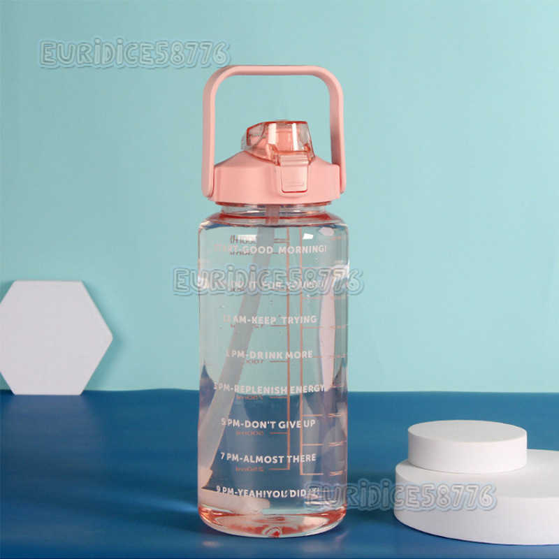 Large Capacity Sports Water Bottle Ton Cup Transparent 2l Straw Cold Water Bottle Outdoor Space Cup Graduated Plastic Water Cup H250911