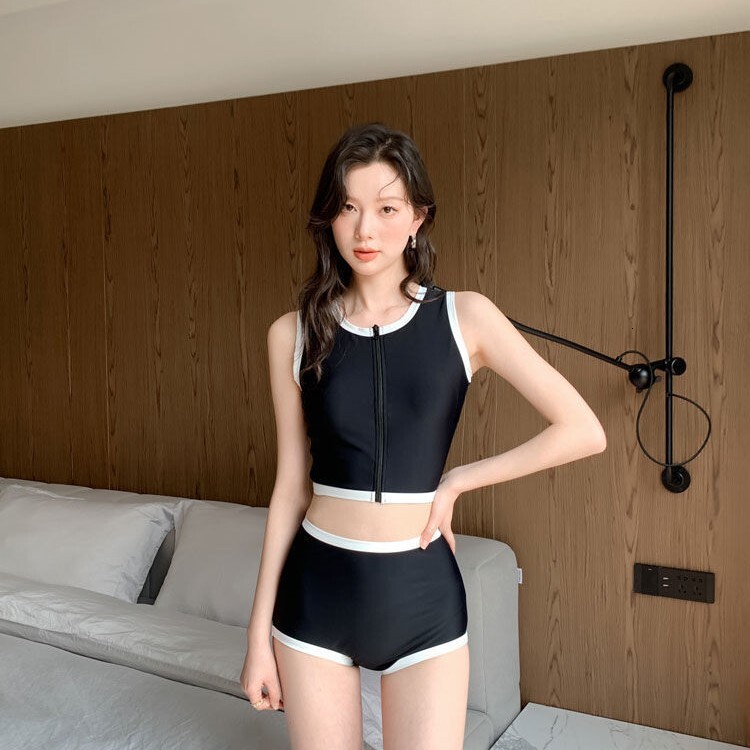 2025 New Women's Swimsuit Two-Piece Sexy Japanese and Korean Style Sports Small Chest Gathered Slimming Beach Vacation Swimwear