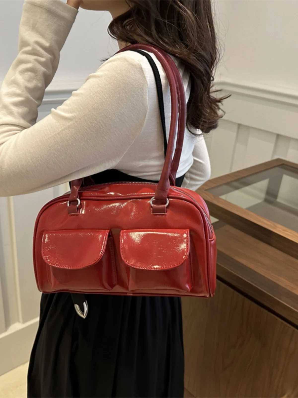 Personali Commuter Double ket Handbag Faionable Underarm Single oulder Bag Small Design Autumn New Sle Z250911