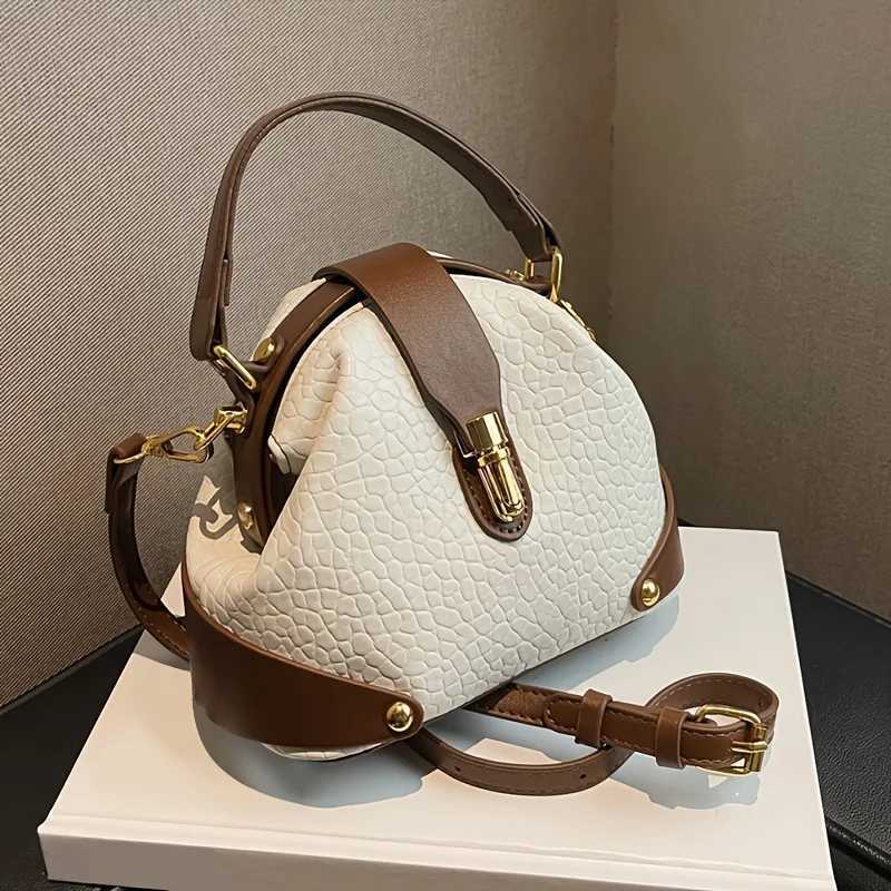 Light Color Splicing Messenger Bag Highgrade Texture Fashion Western Style Handbag Simple Commuting Z250911