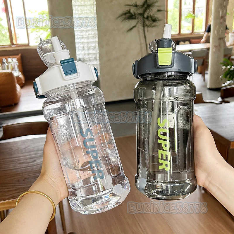 Large Capacity Water Bottle Sports Water Bottle Outdoor Straw Cup Summer Straw Outdoor Water Fitness Cup H250911