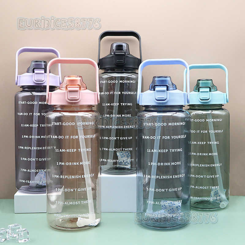 2l Large Capacity Transparent Cup Straw Cup with Scale Outdoor Sports Large Water Bottle H250911