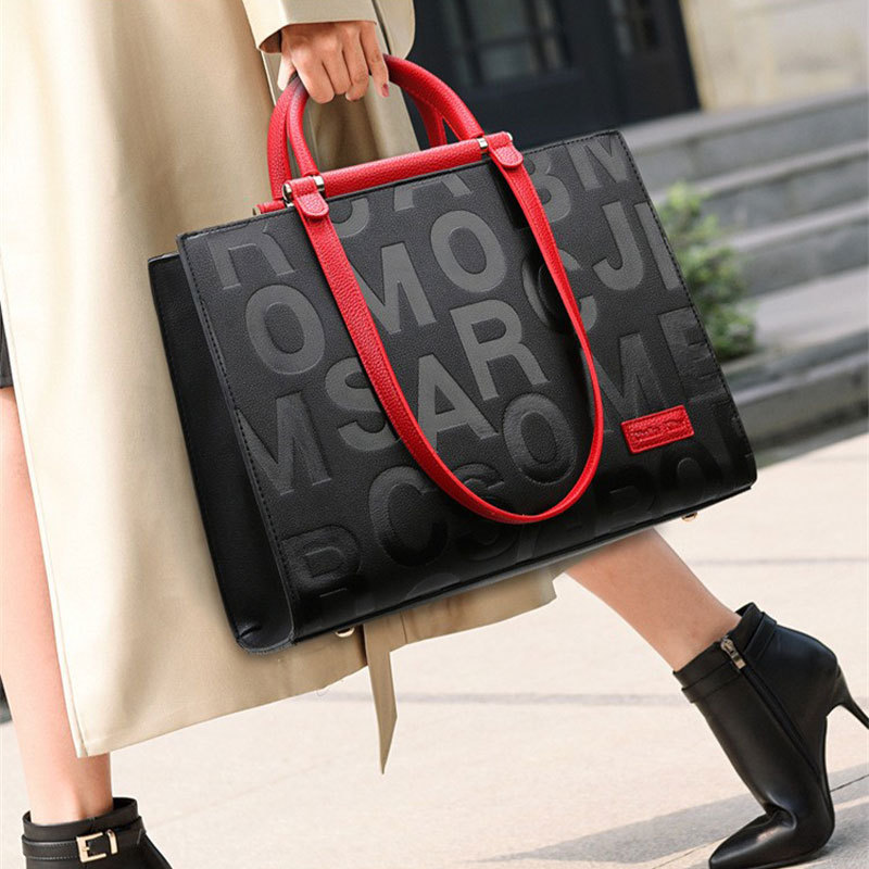 Free delivery designer bags Large capacity tote bag women retro armpit bag commuting handbag shoulder bag Scratch-resistant black