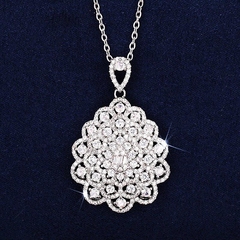 2025 Choucong Brand Flower Pendant Luxury Jewelry 925 Sterling Silver Round Cut 5A Cubic Zircon CZ Diamond Gemstones Eternity Women Wedding Clavicle N