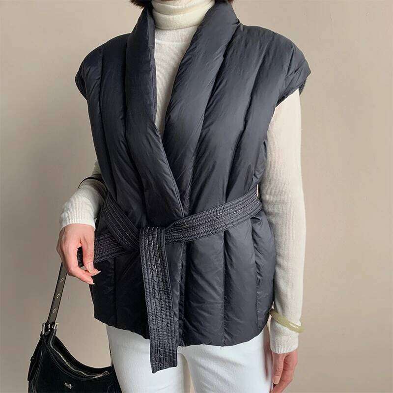 Lagabogy 2025 Winter Women 90% White Duck Down Vest Knitwear Splice Belt V-Neck Waistcoat Female Lace-Up Puffer Coat Sleeveless