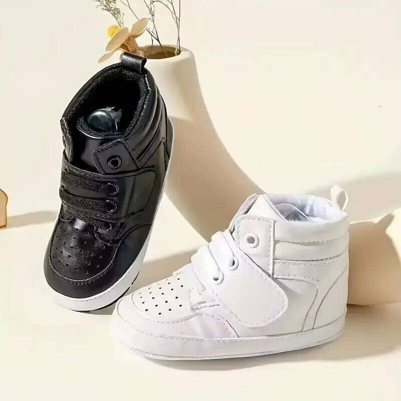 Spring Newborn Infant Girls and Boys Recreational Baptism Non-Slip Walking Shoe White Soft-soled Sneaker Prewalker