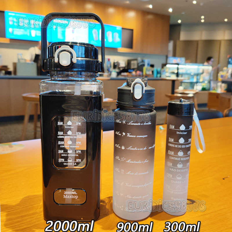 Large Capacity Gradient Color Plastic Cup Threepiece Set Water Cup Portable Outdoor Sports Water Bottle Set Square Water Cup H250911