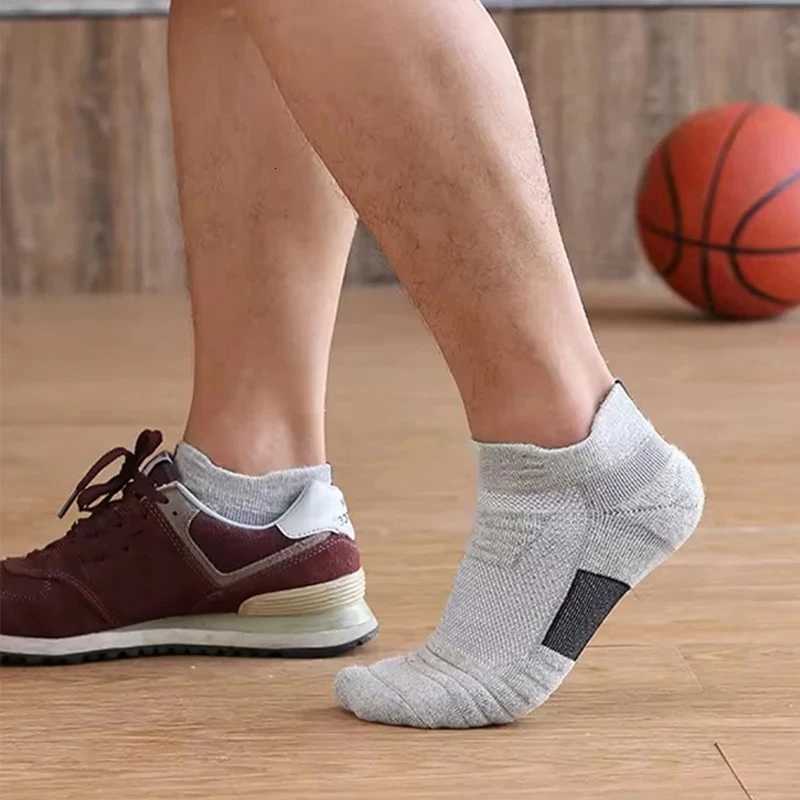 13 Pairs Antislip Football Socks Men Cotton Sock Short Long Tube Soccer Basketball Sport Socks male Breathable Deodorous Sock D250911