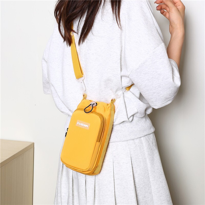 New Portable Water Bottle Bag Women Outdoor Designer Bag Lightweight Travel Luxury Bag Free Shipping Crossbody Bag Multifunctional Phone Drawstring Sh