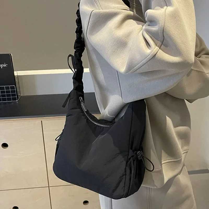 Soft Design Cloth Small Shopper Shopping Underarm Bags Lady Shoulder Bag for Women 2024 Trend Fashion Y2K Handbags W250911