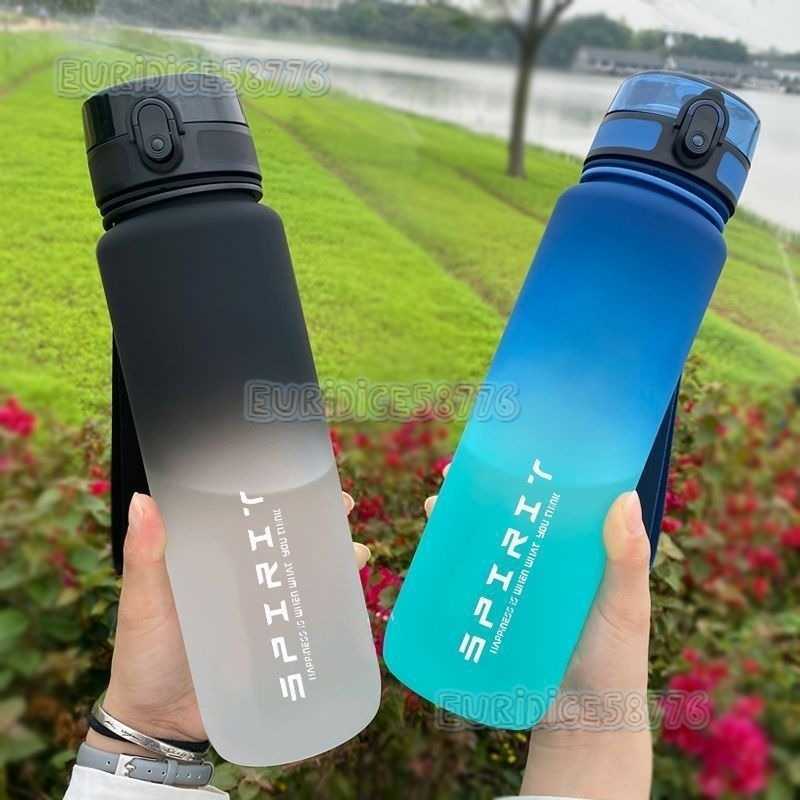 Sports Water Cup Gradient Color Portable Cup Plastic Cup Lock Buckle Cup Space Cup Super Large Capacity Outdoor Special H250911